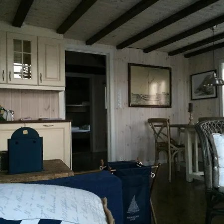 Nusfjord Rorbuer Camping